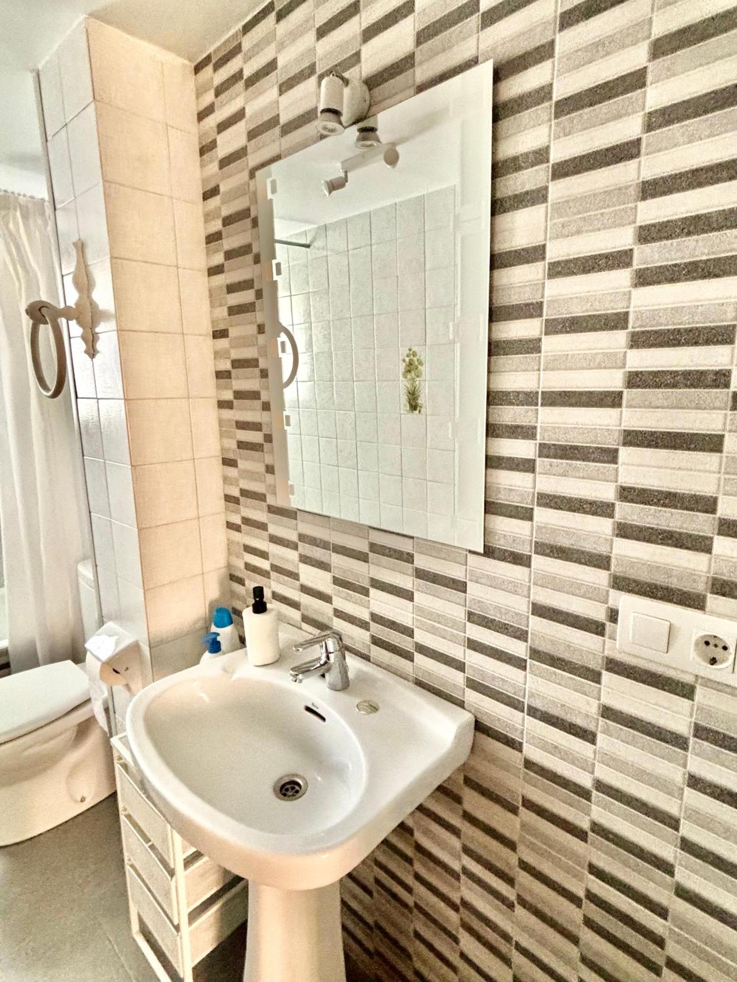 Piso En El Precioso Pueblo De Colunga Apartman Kültér fotó